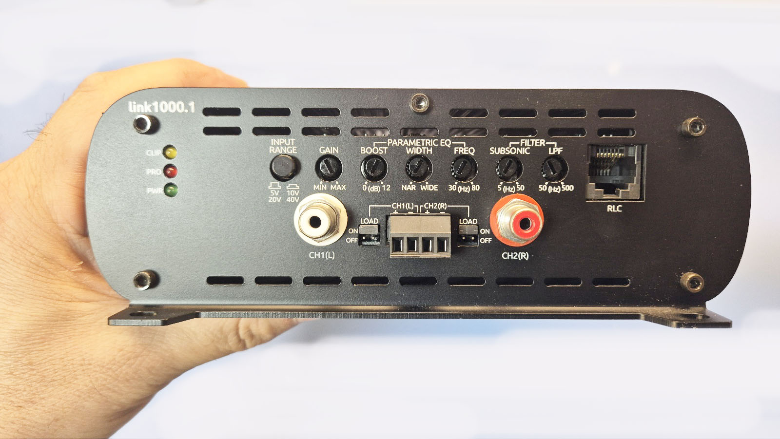 컴팩트 사이즈 LINK 1000.1D 우퍼전용 앰프