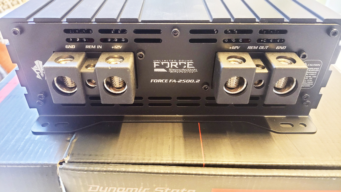 공장재고 리퍼브 고출력 다이나믹 FA2500.2 2채널 앰프