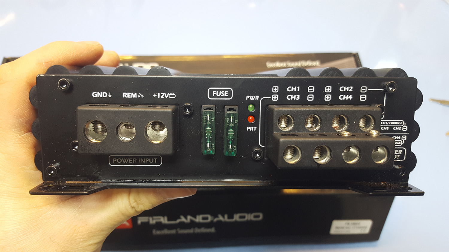 컴팩트사이즈 AL110.4 4채널앰프