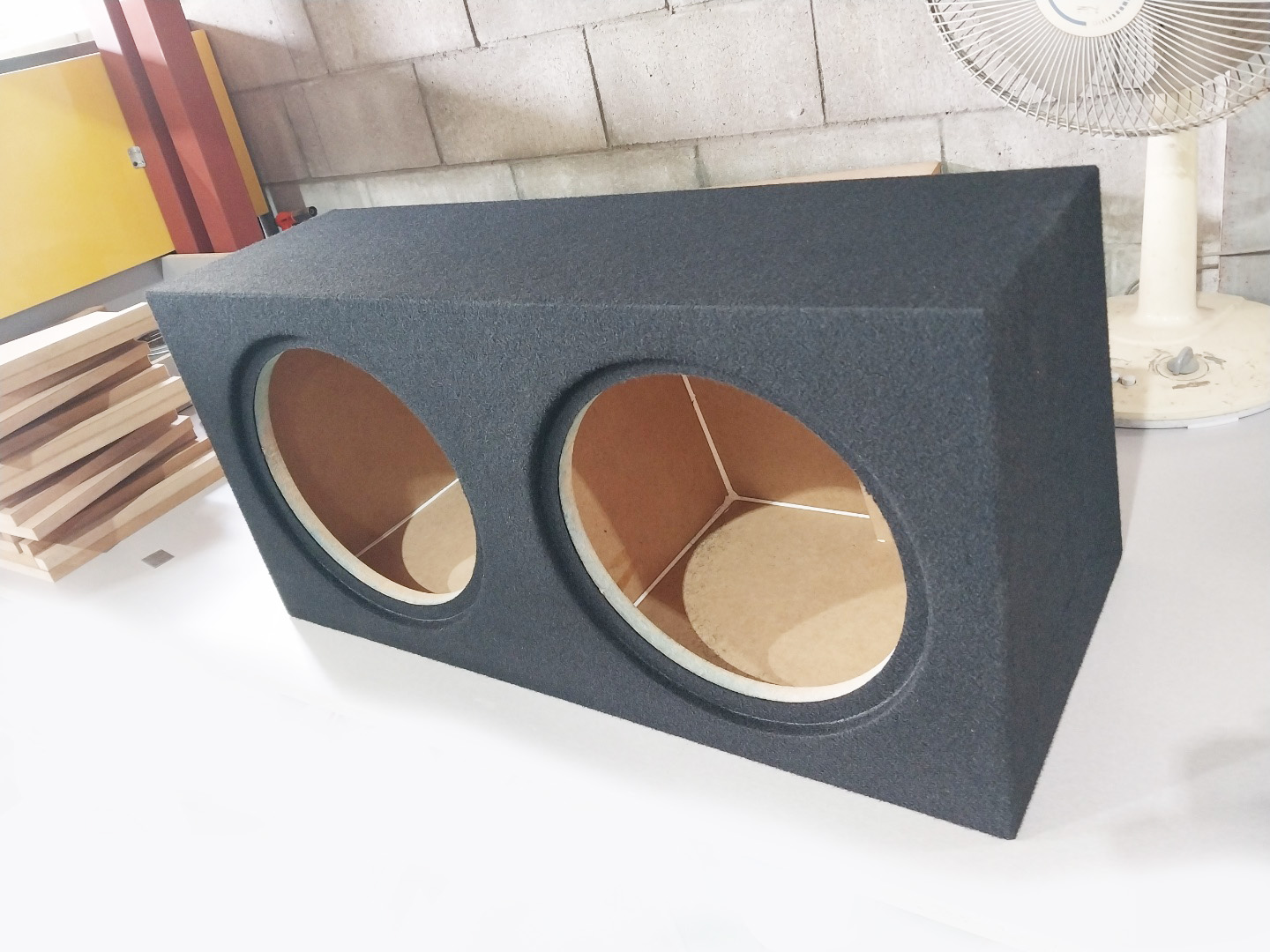 12인치 더블실드 1.8큐빅 우퍼박스(부직포 마감)