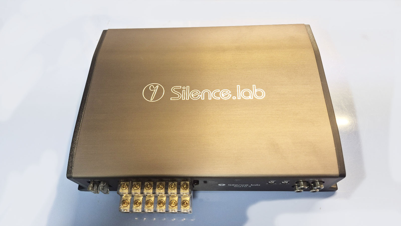 공장 리퍼브 중고 사일런스랩 SQ 70.4 4채널앰프