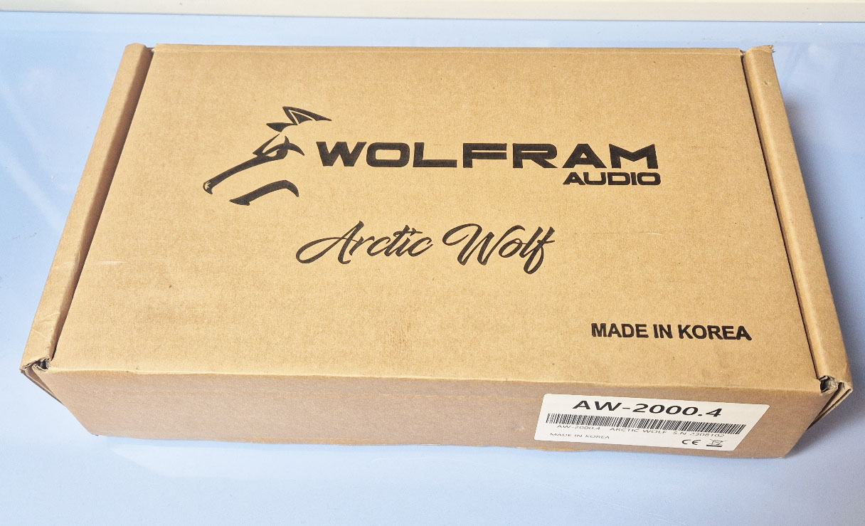 울프람 AW2000.4 컴팩트 사이즈 앰프