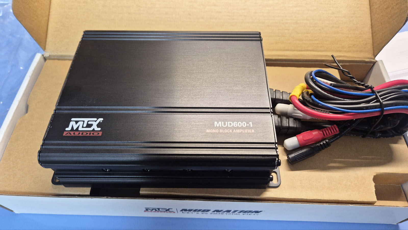 MTX 600D 컴팩트 사이즈 우퍼전용 앰프