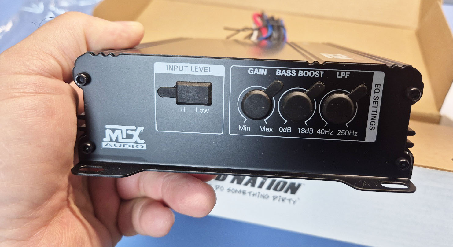 MTX 600D 컴팩트 사이즈 우퍼전용 앰프